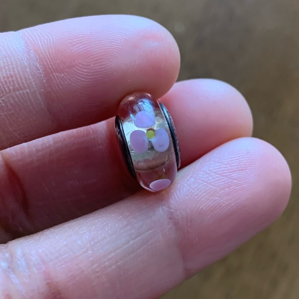 Retired Pandora Murano Glass Bead Charm w/ Multiple Pink Flowers 🌸